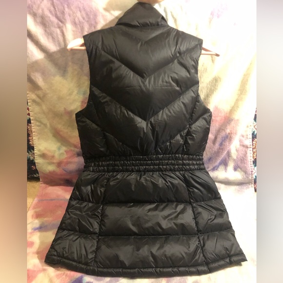 Athleta Puffy Vest - Picture 6 of 7